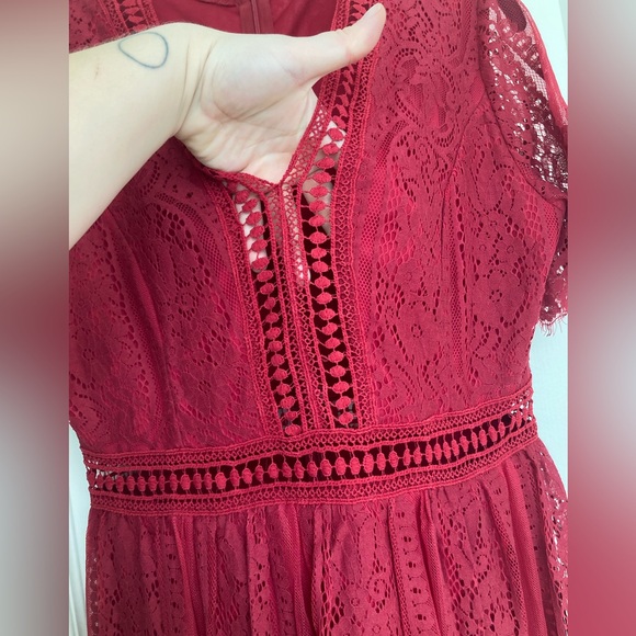 Red Boho Cut Out Lace Maxi - Picture 4 of 4